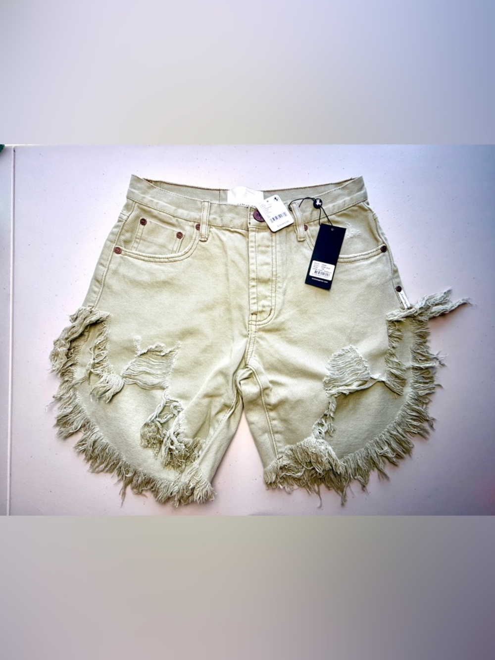 One Teaspoon Frankies Super Khaki Distressed Denim Shorts 26 NWT Jorts - Picture 3 of 10